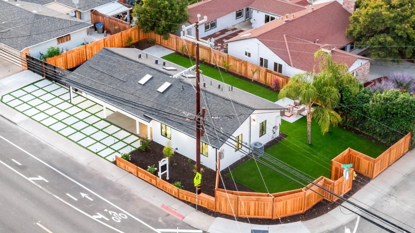 1707 Fruitdale Avenue