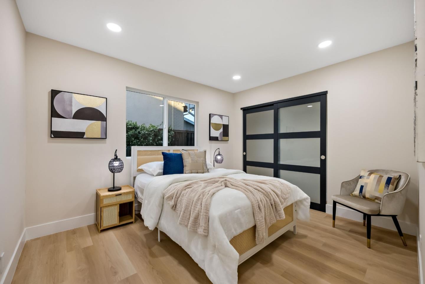2811 Glen Firth Drive