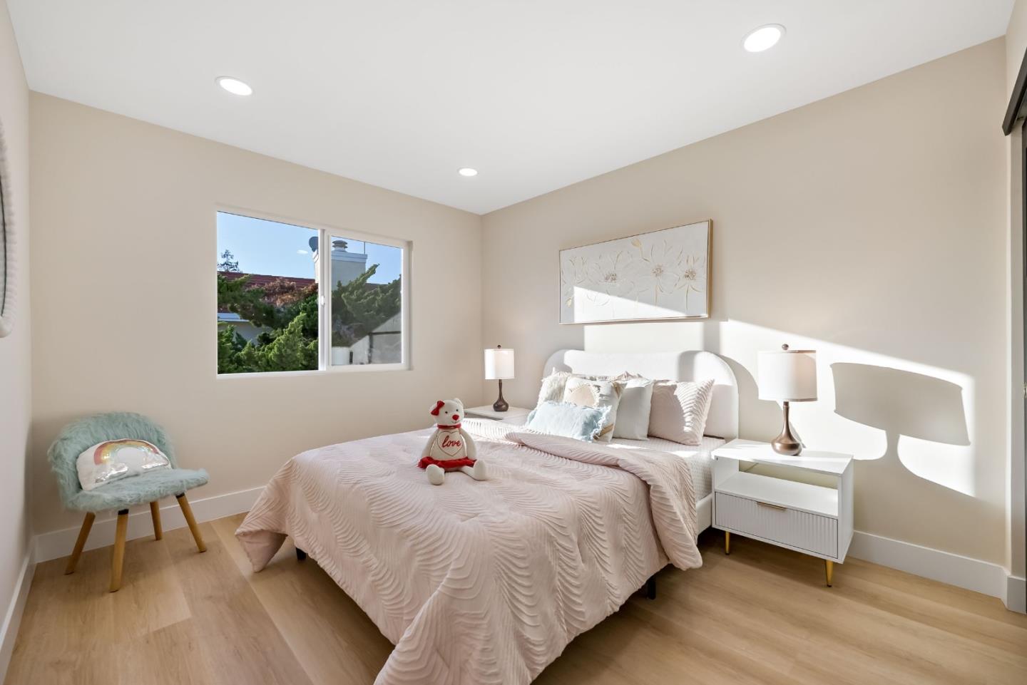 2811 Glen Firth Drive