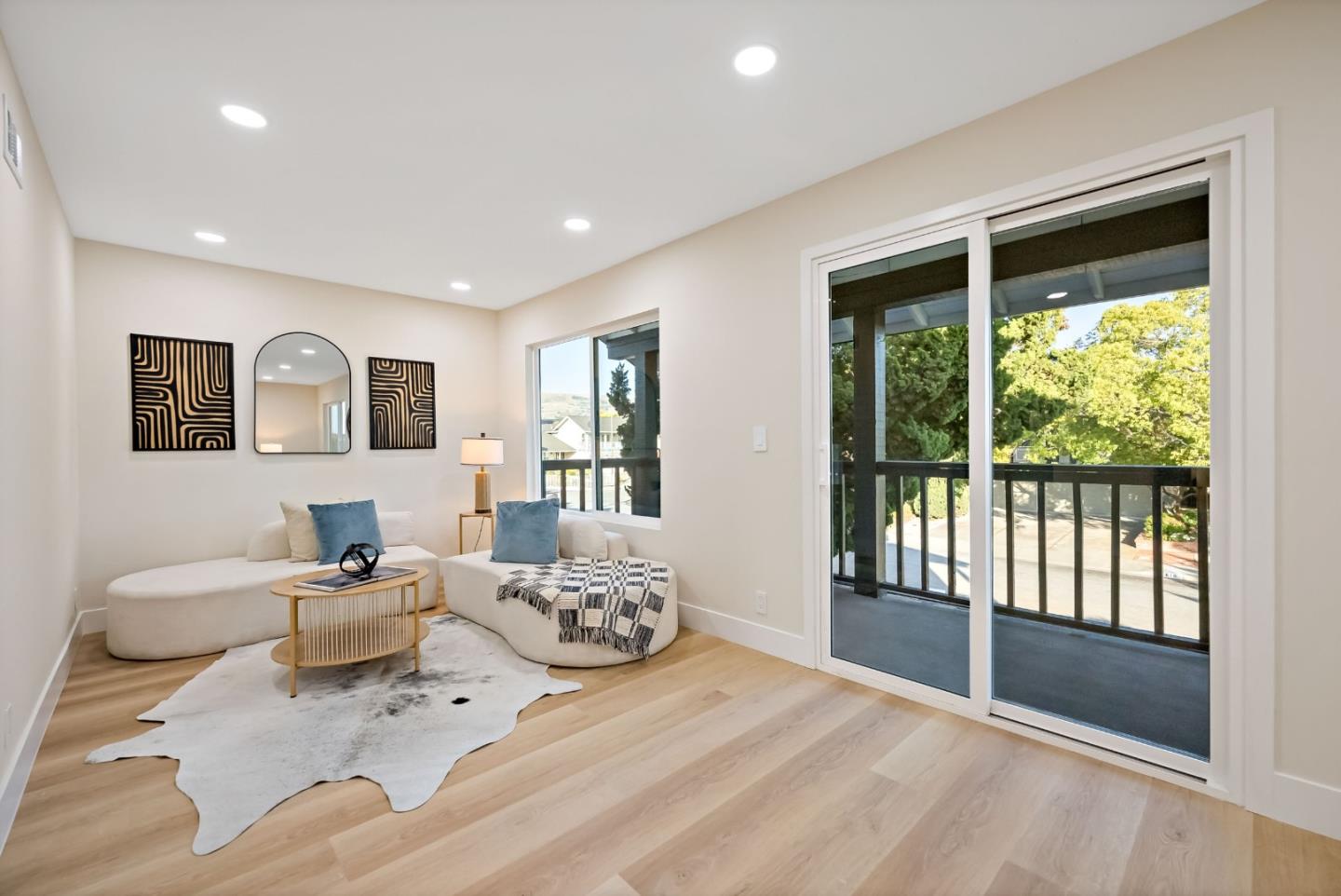 2811 Glen Firth Drive