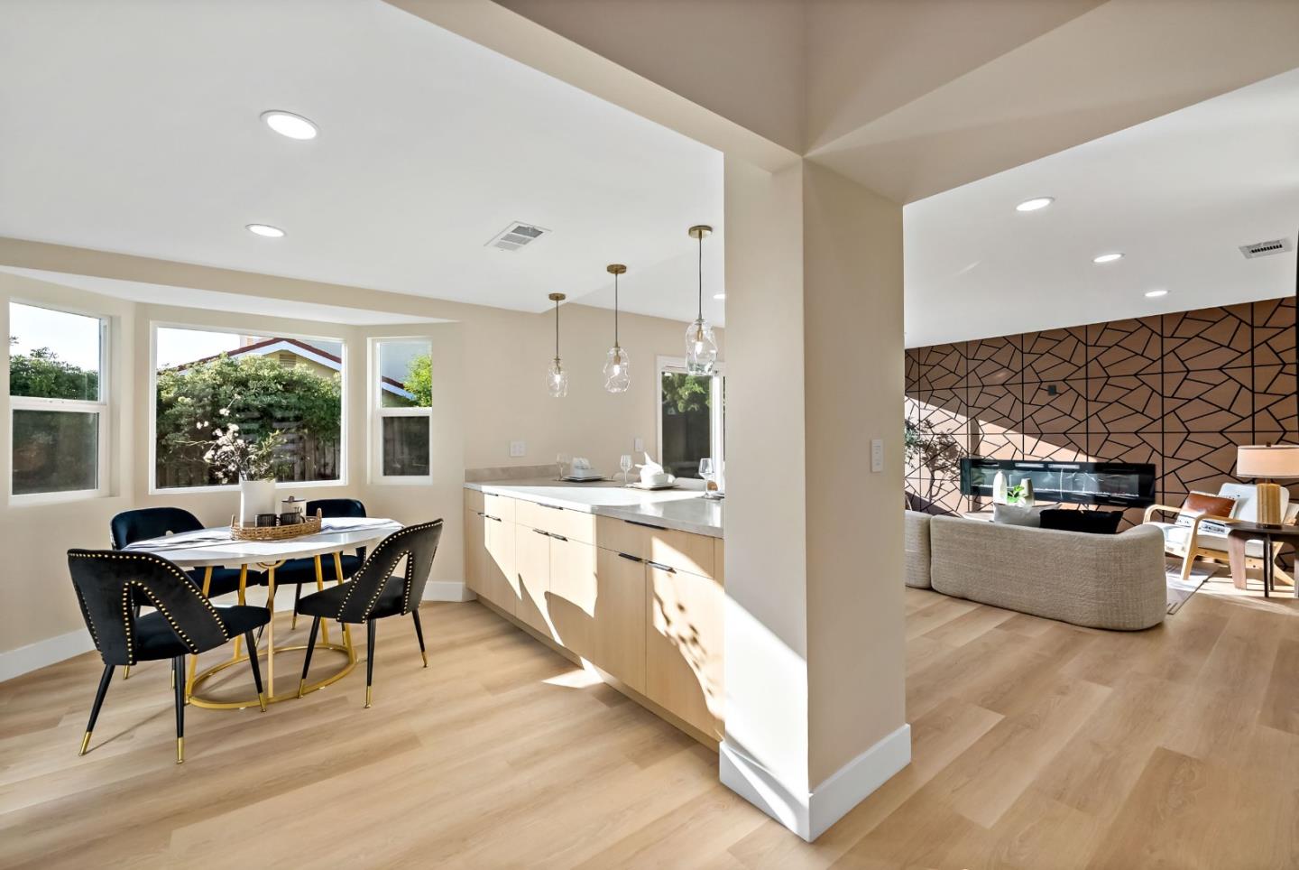 2811 Glen Firth Drive