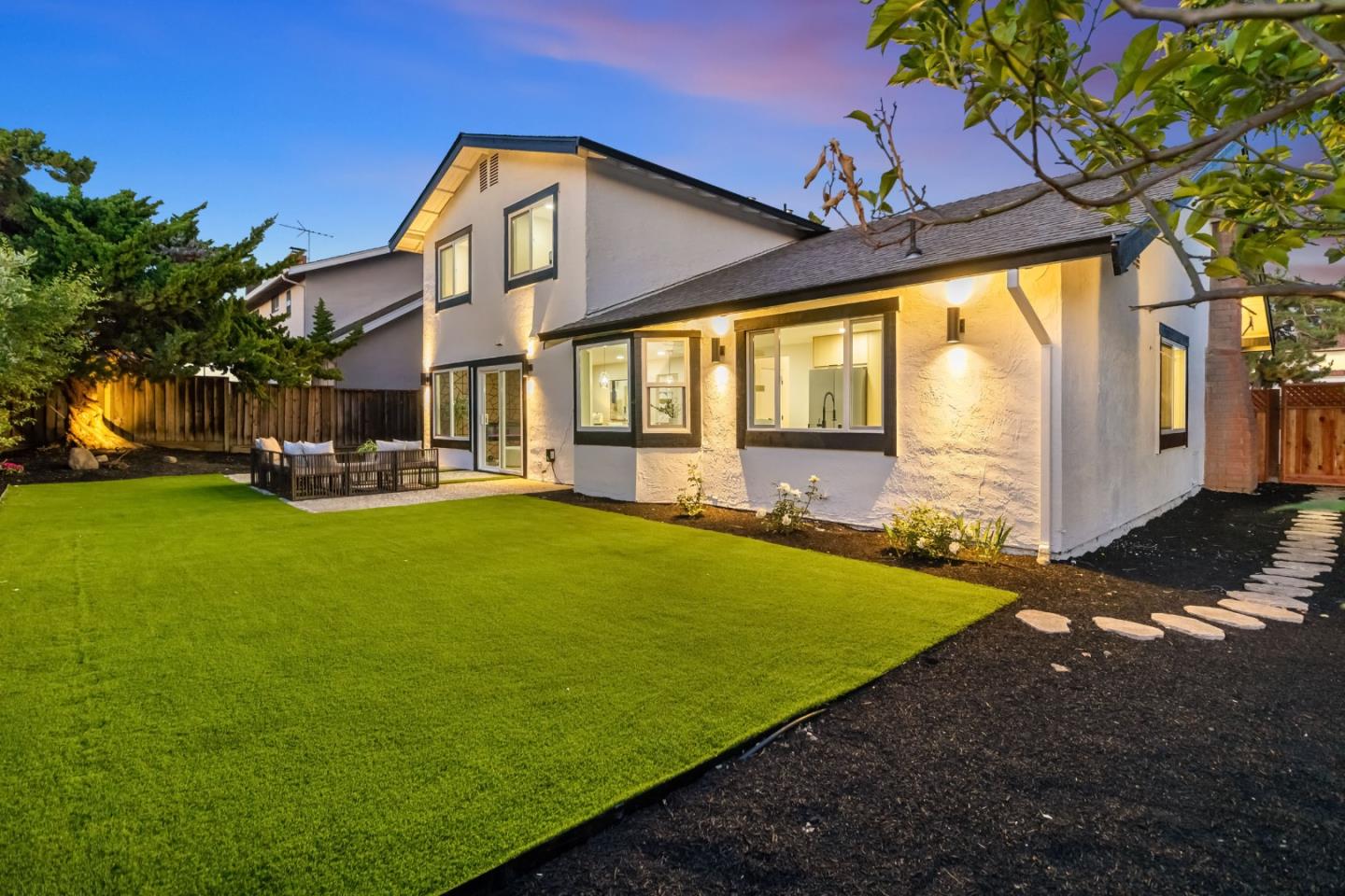 2811 Glen Firth Drive