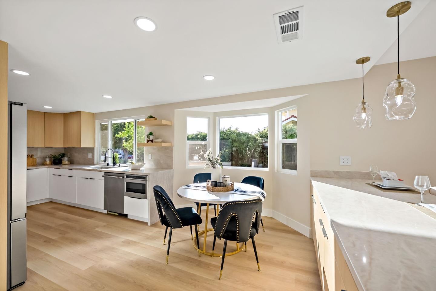 2811 Glen Firth Drive