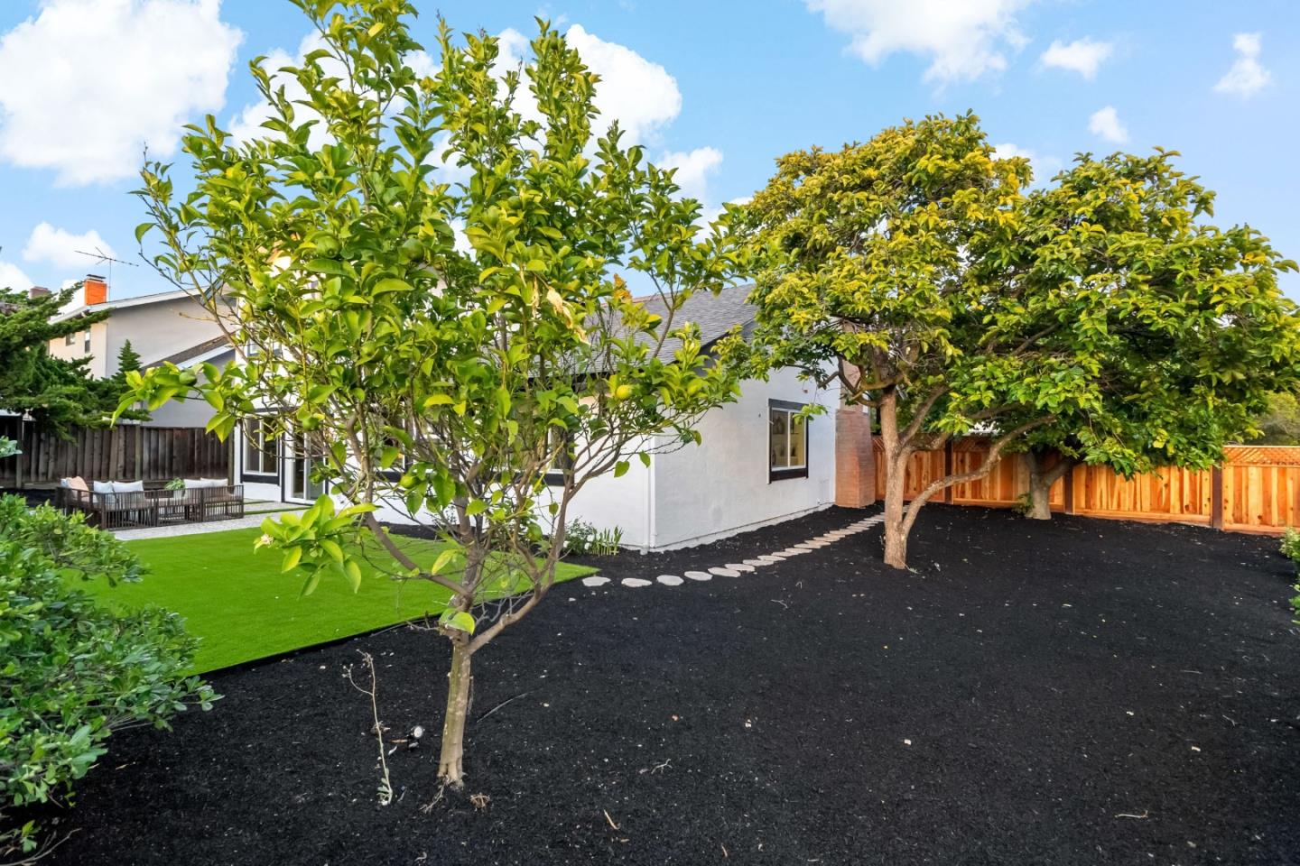 2811 Glen Firth Drive