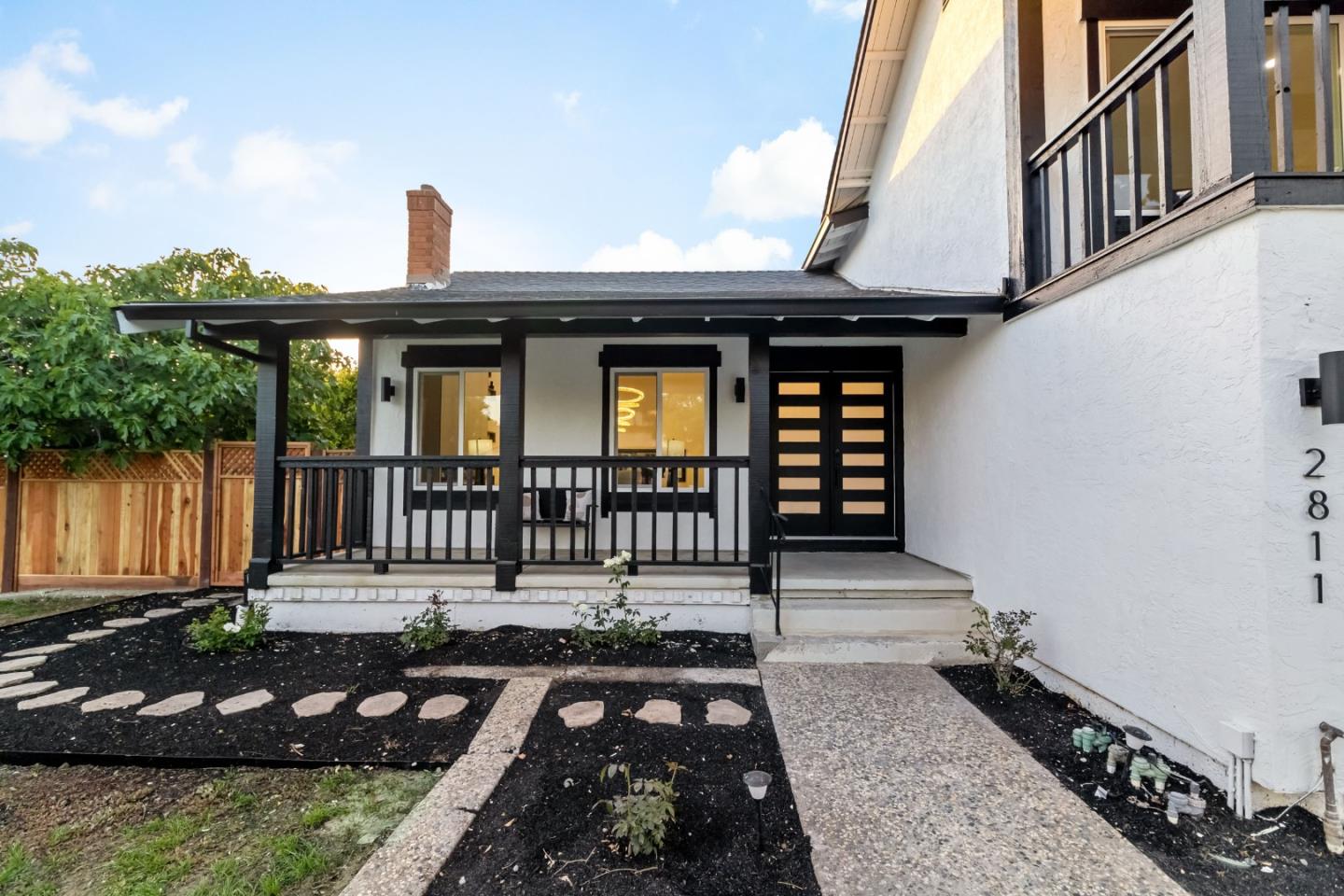 2811 Glen Firth Drive