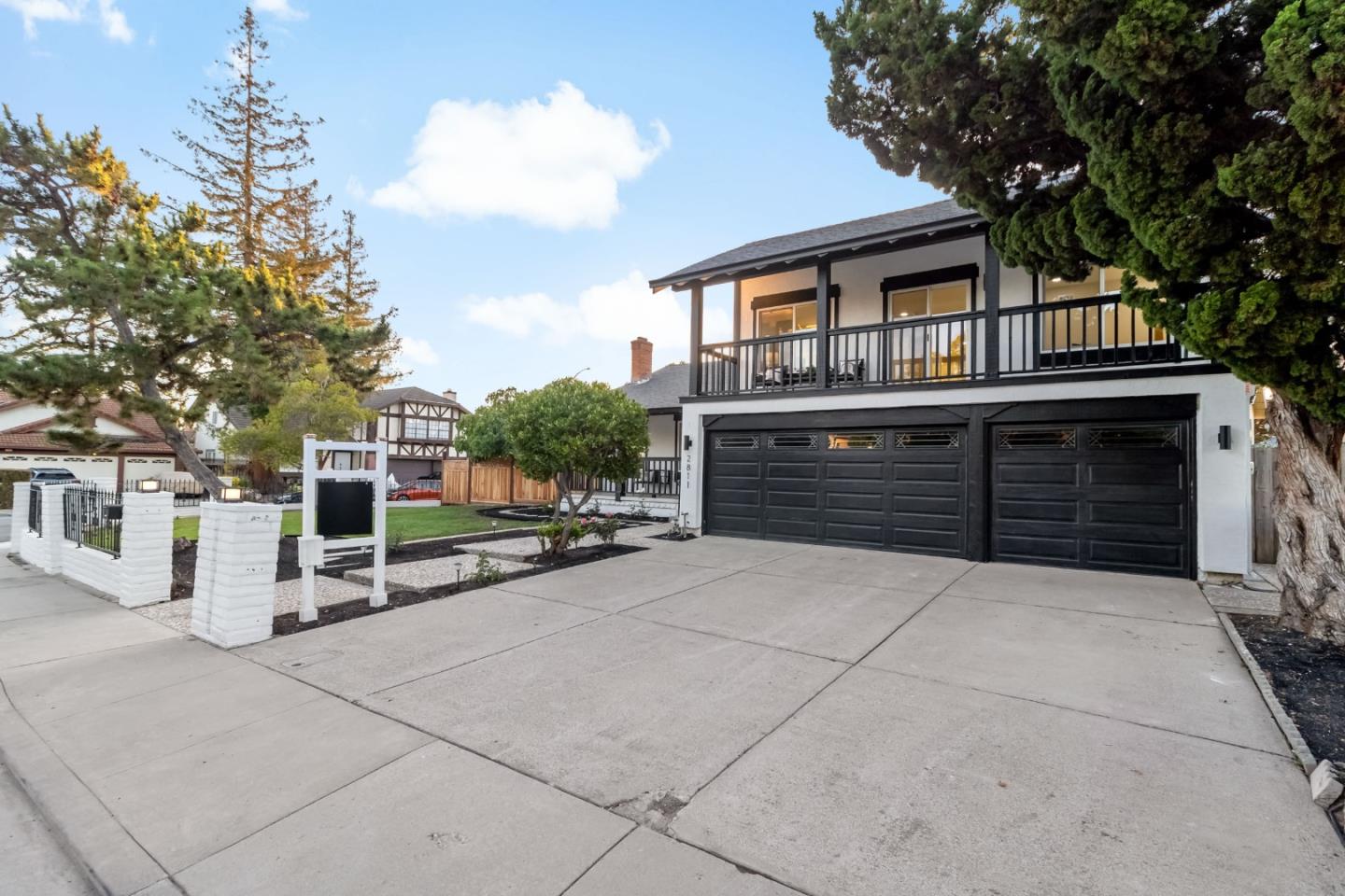 2811 Glen Firth Drive