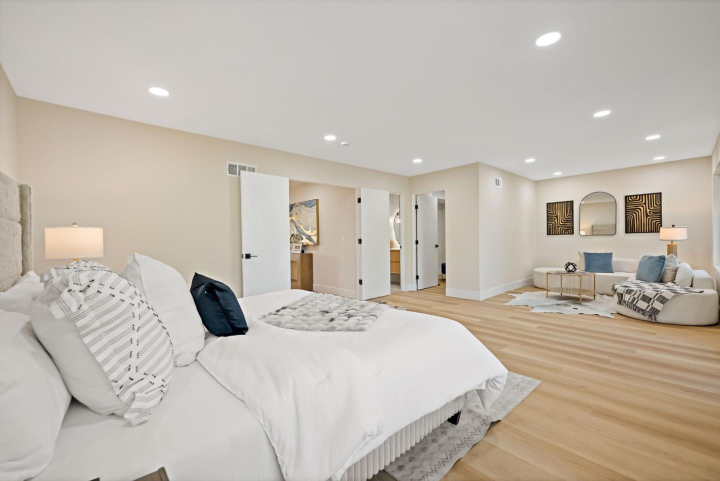 2811 Glen Firth Drive