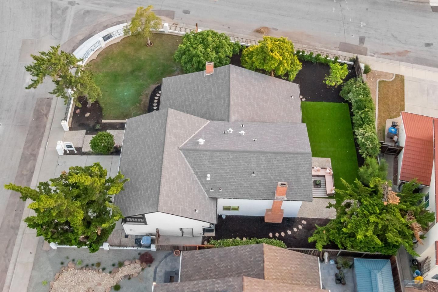 2811 Glen Firth Drive