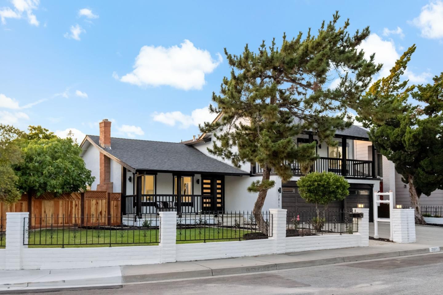 2811 Glen Firth Drive