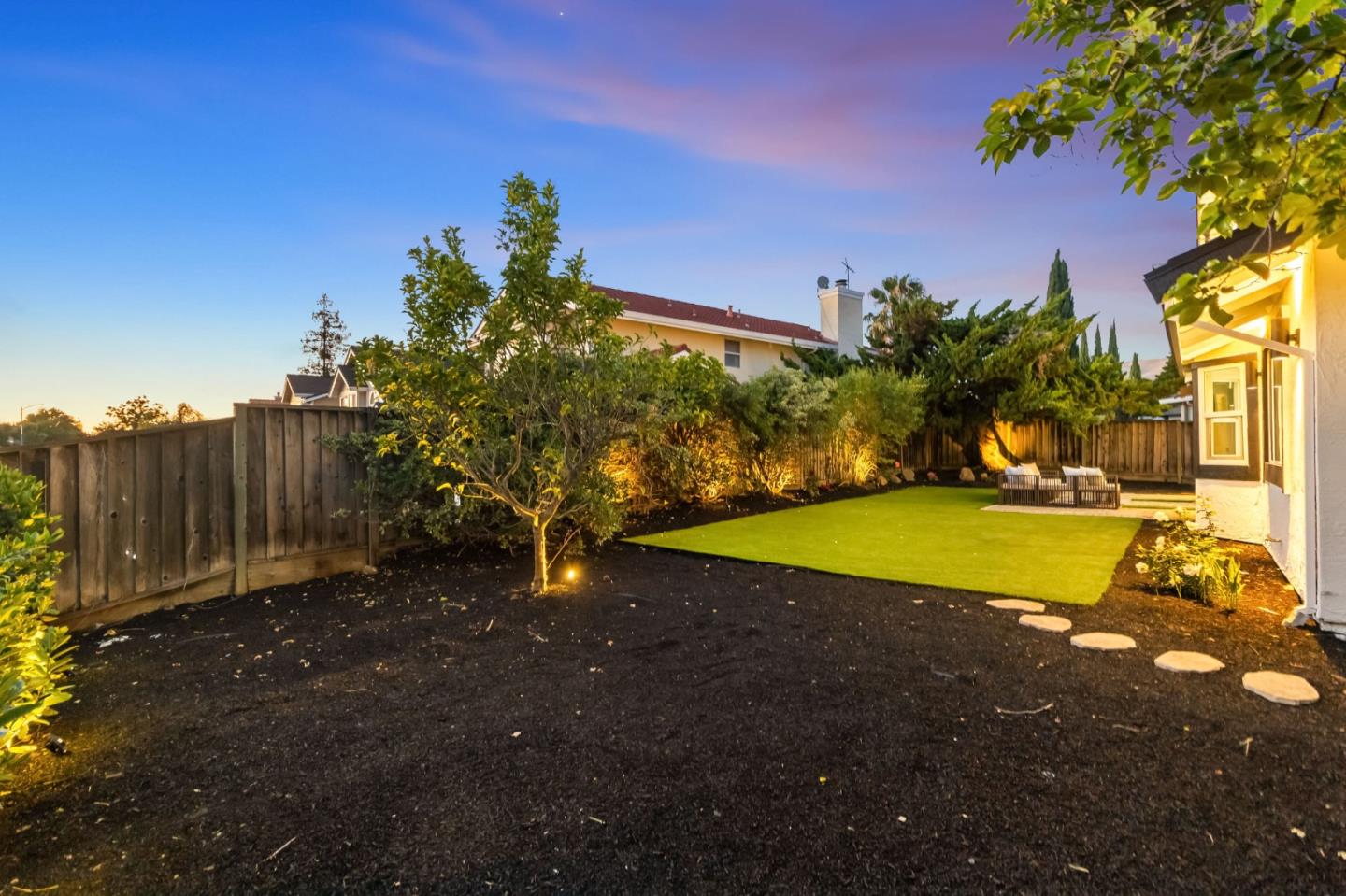 2811 Glen Firth Drive