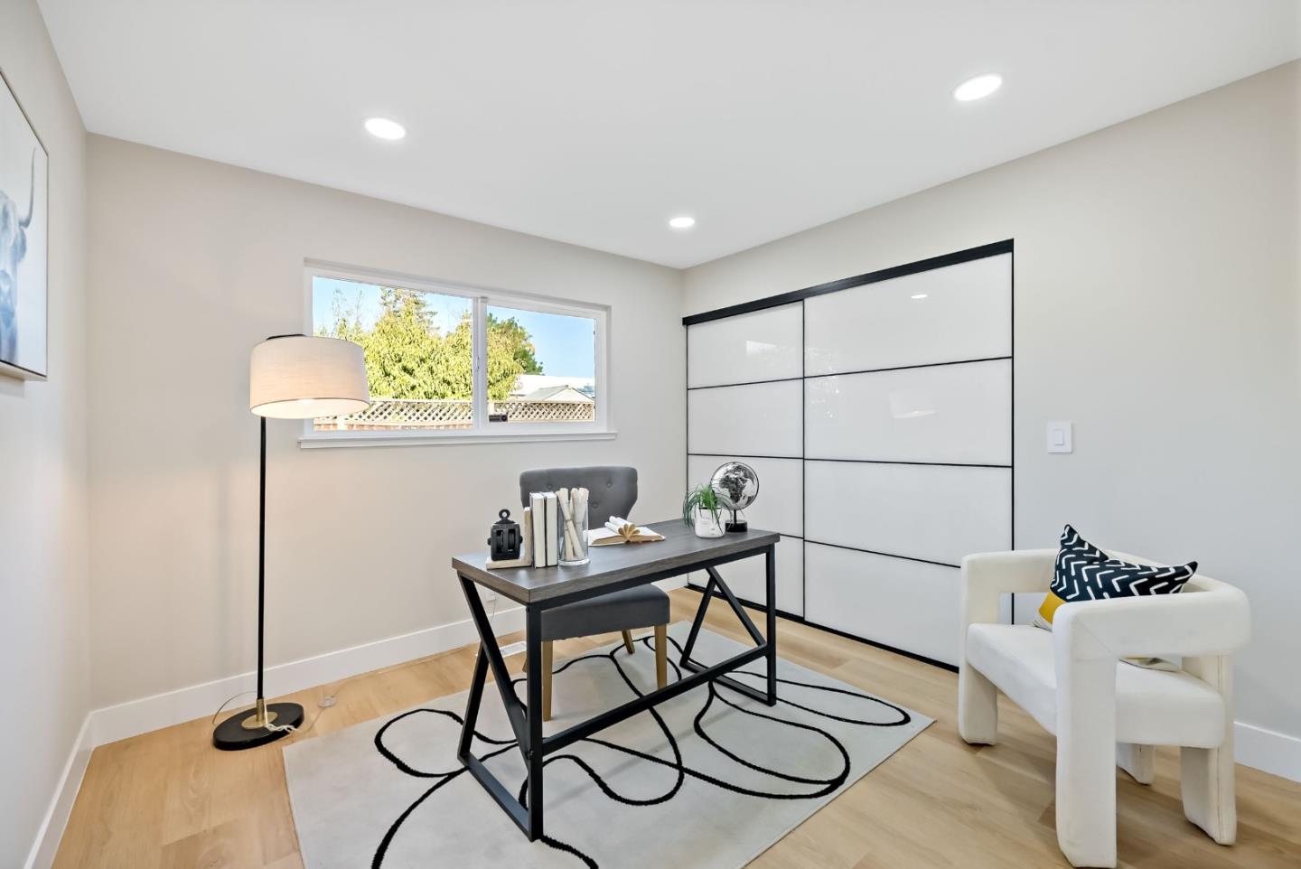 244 Darryl DR