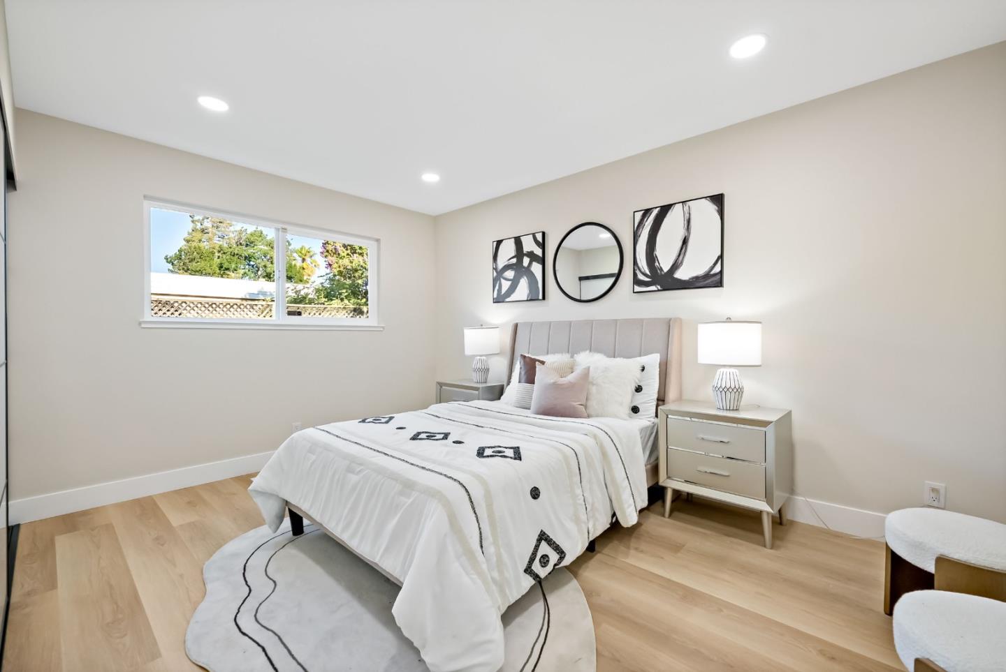 244 Darryl DR