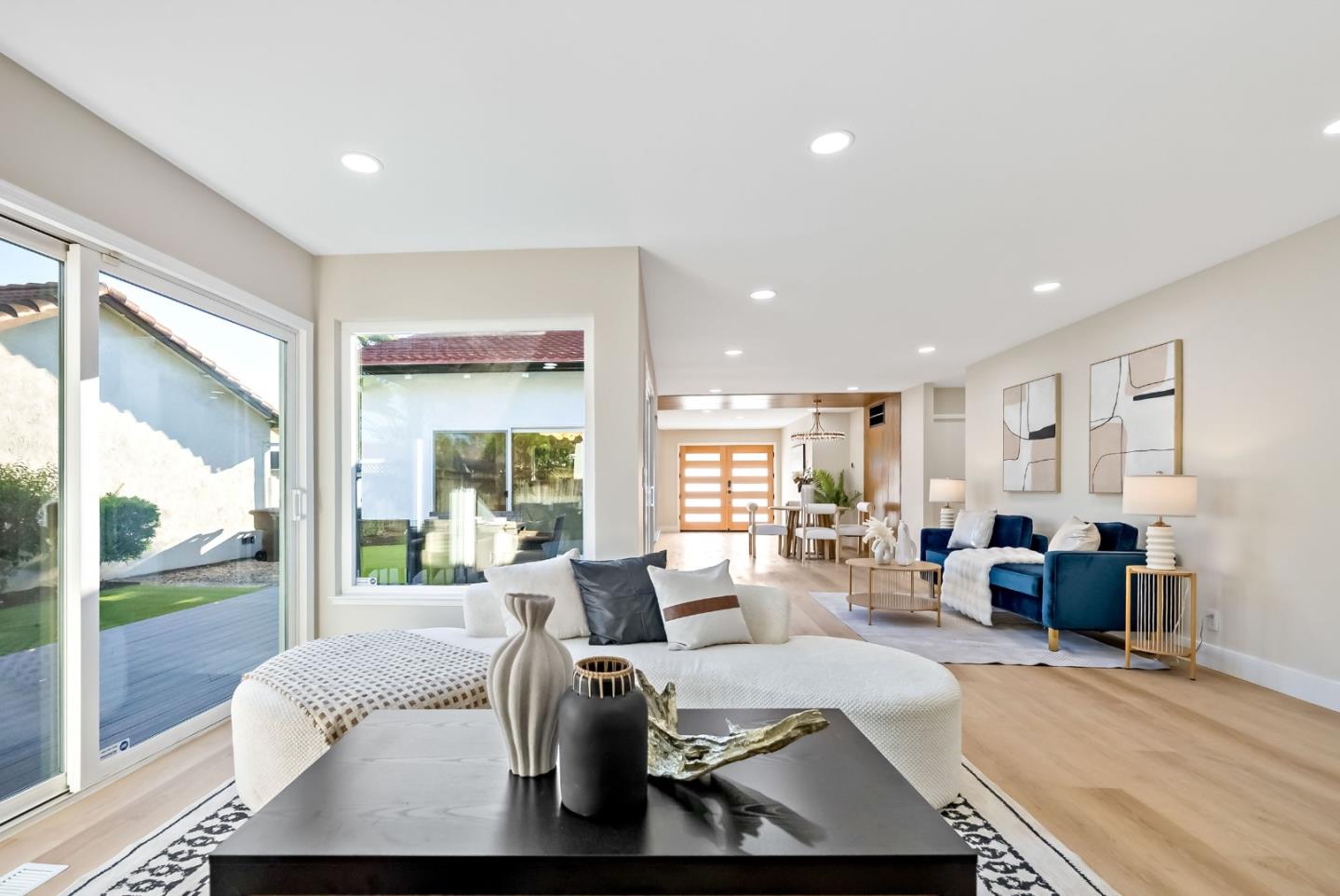 244 Darryl DR
