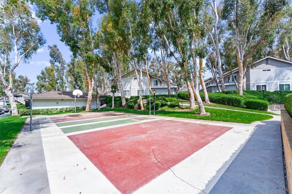 2573 Coventry Circle 105