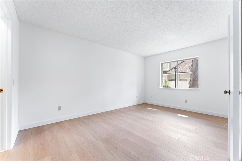 2573 Coventry Circle 105
