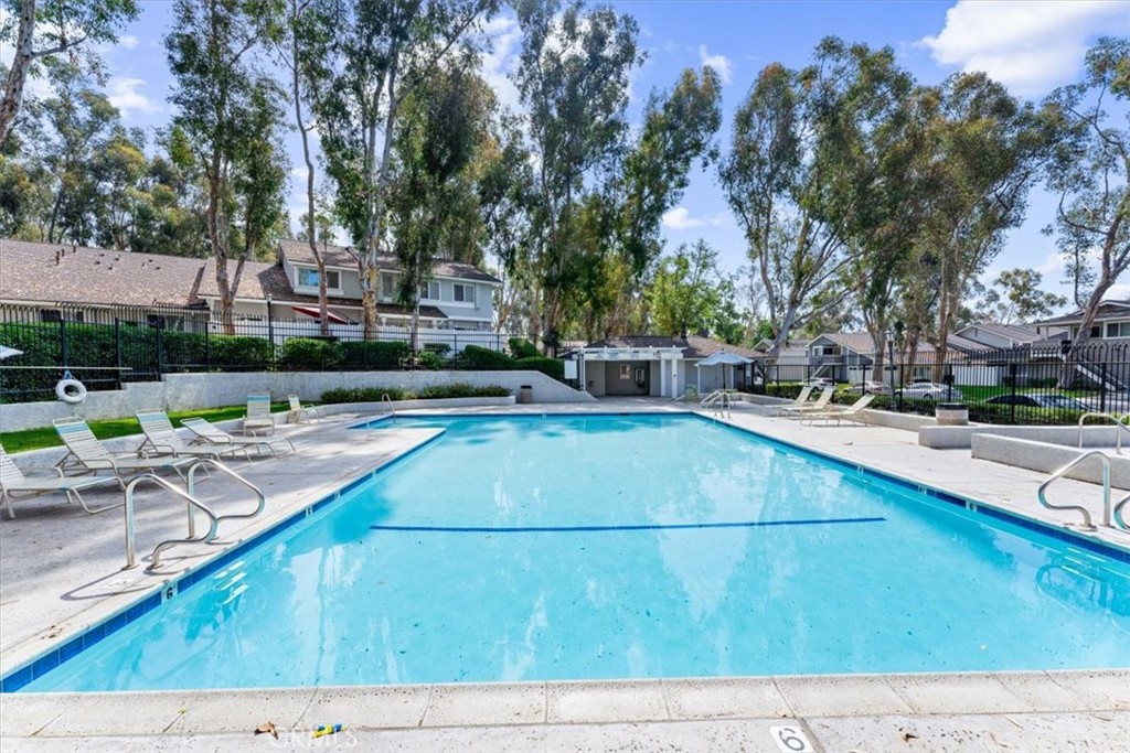 2573 Coventry Circle 105