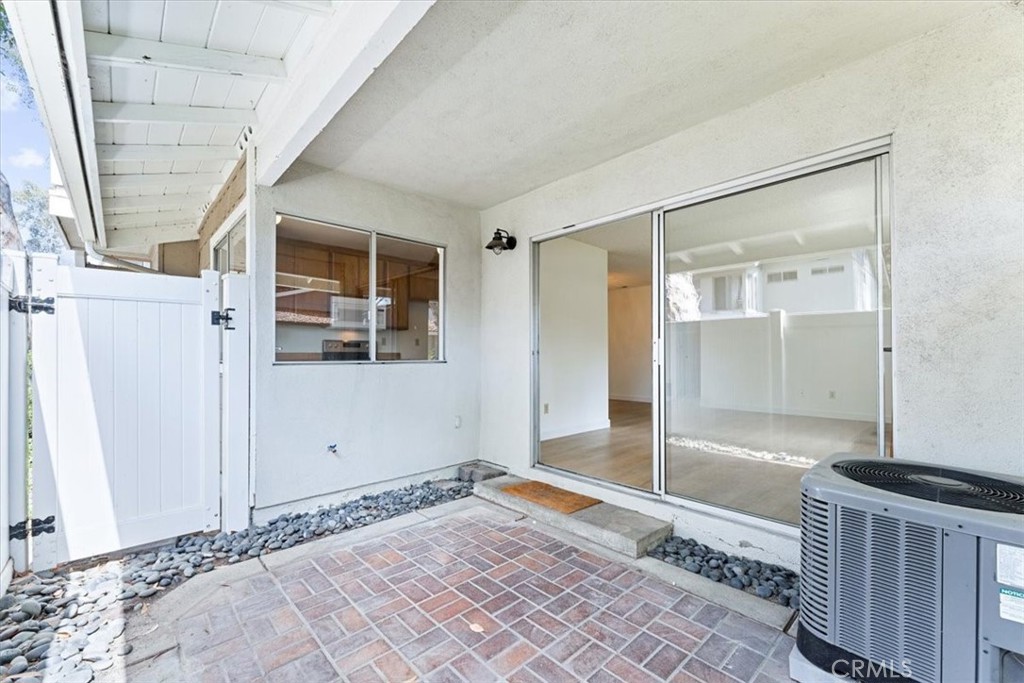 2573 Coventry Circle 105
