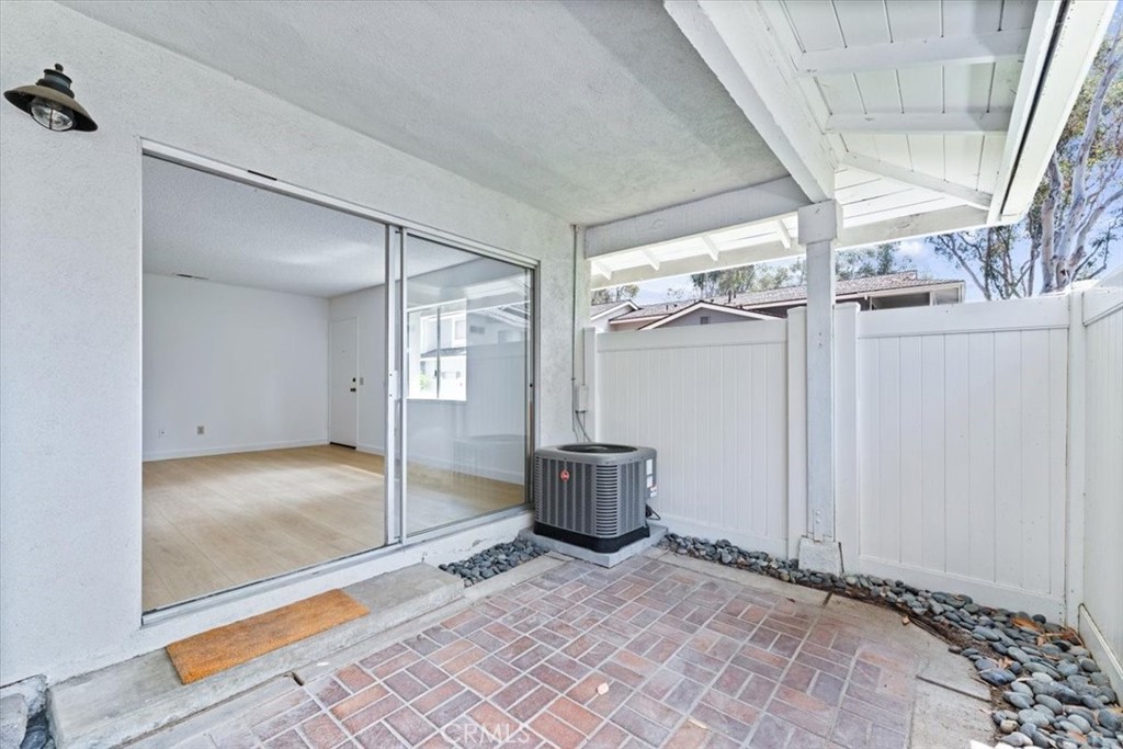 2573 Coventry Circle 105
