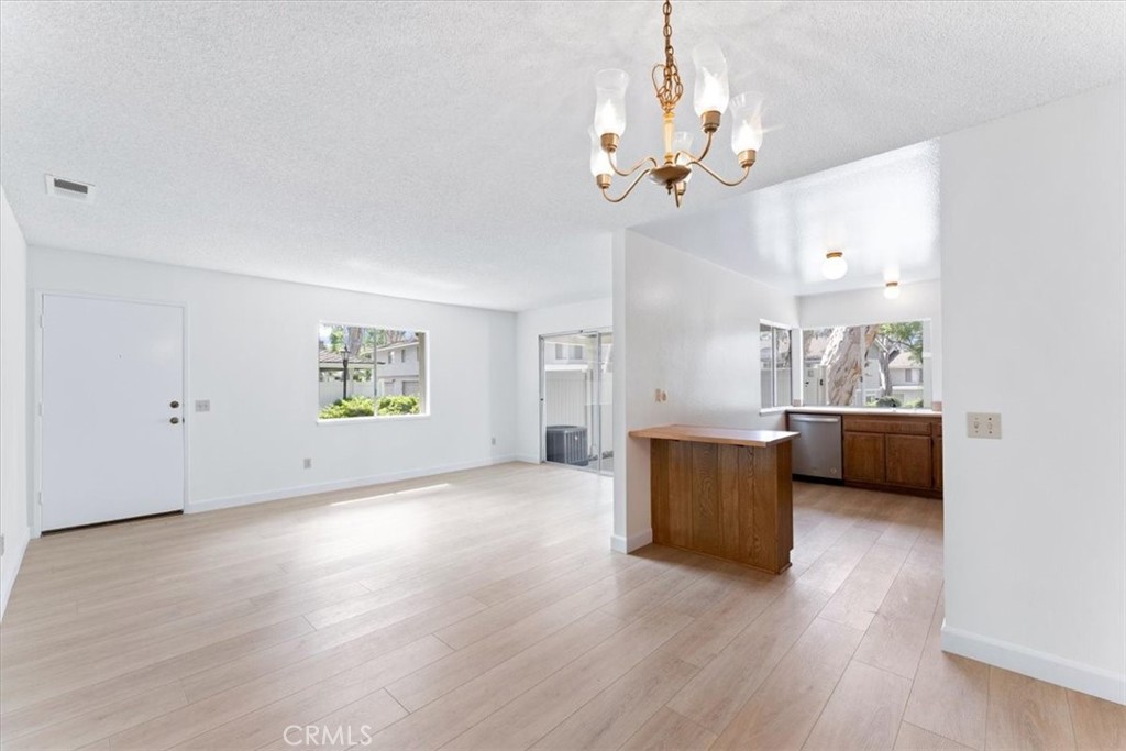 2573 Coventry Circle 105