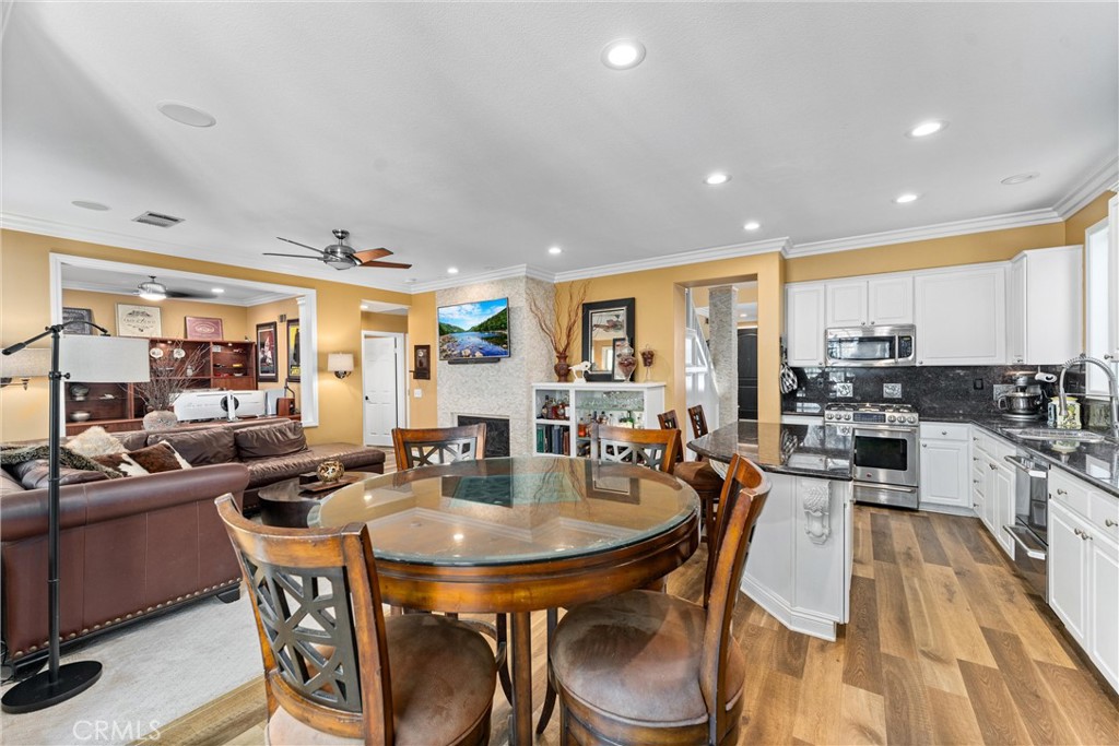 8755 E Wiley Way