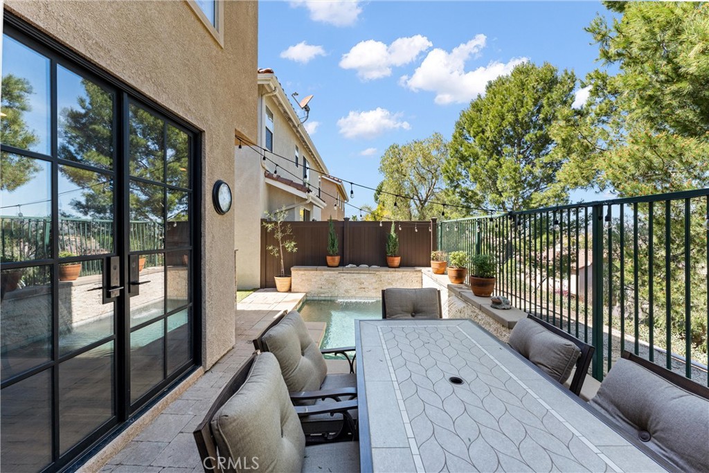 8755 E Wiley Way