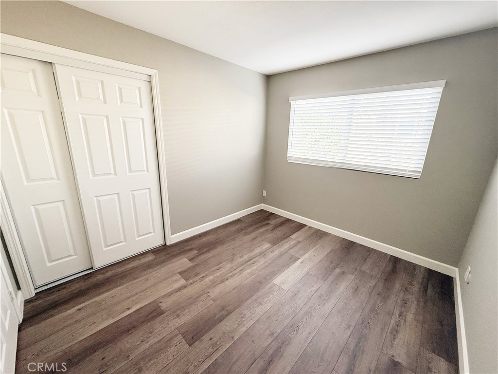 173 Oval Road 2