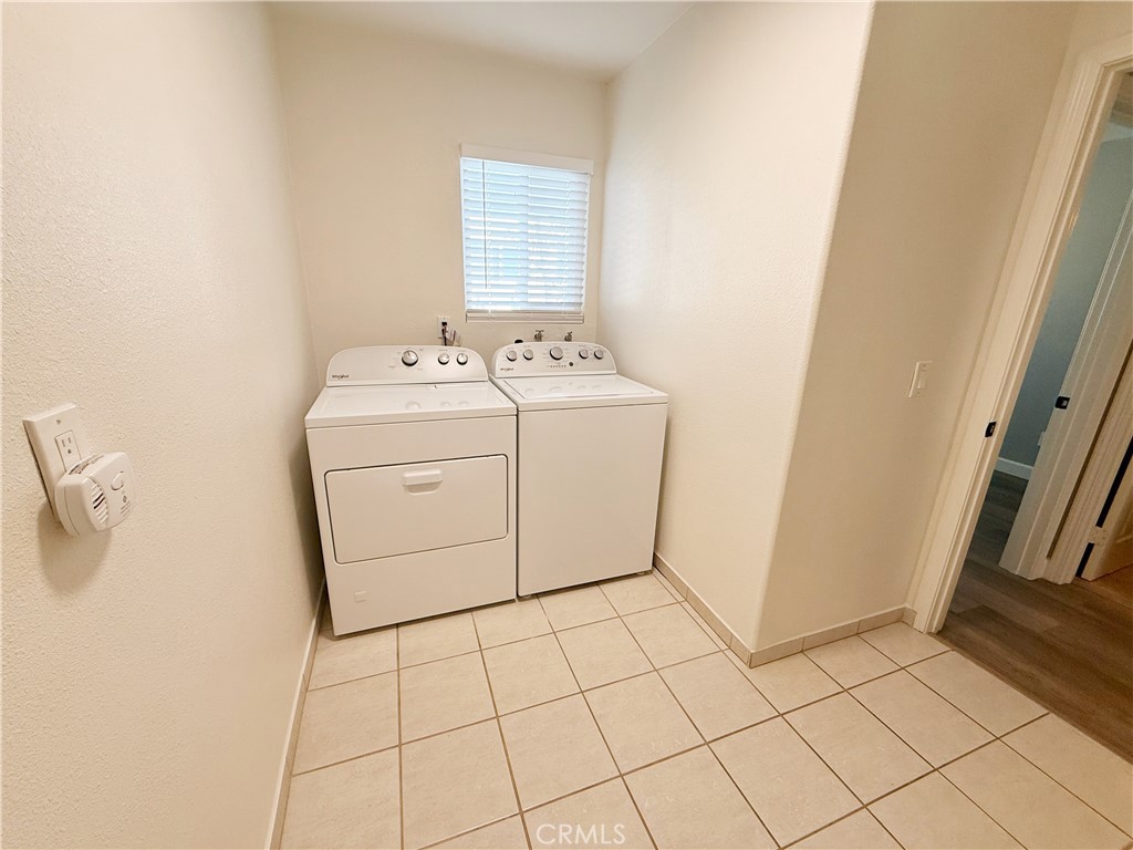 173 Oval Road 2