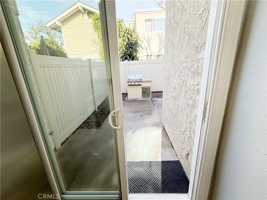 173 Oval Road 2