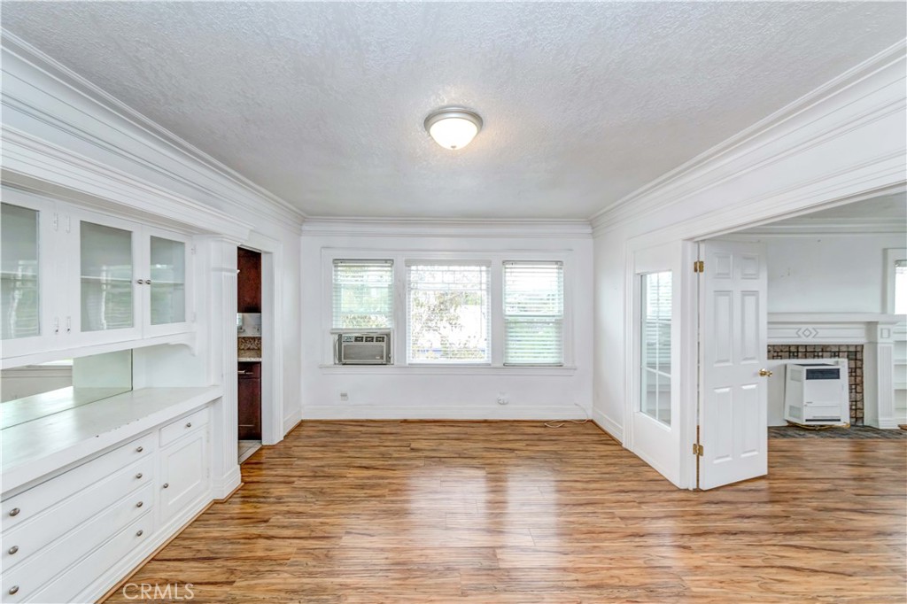 1308 S Van Ness Avenue