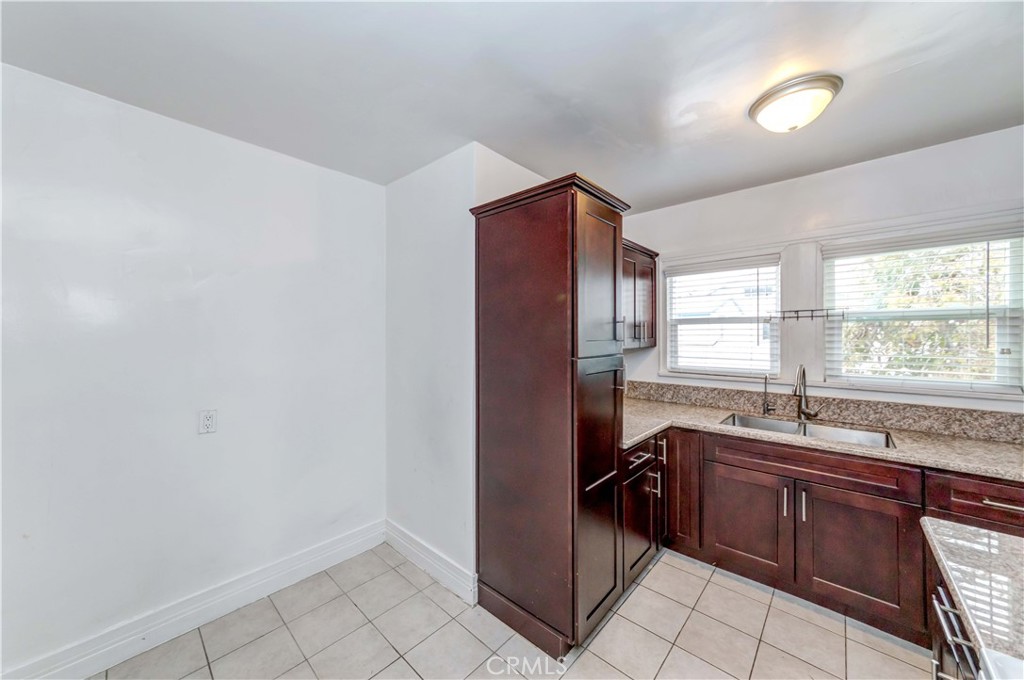 1308 S Van Ness Avenue