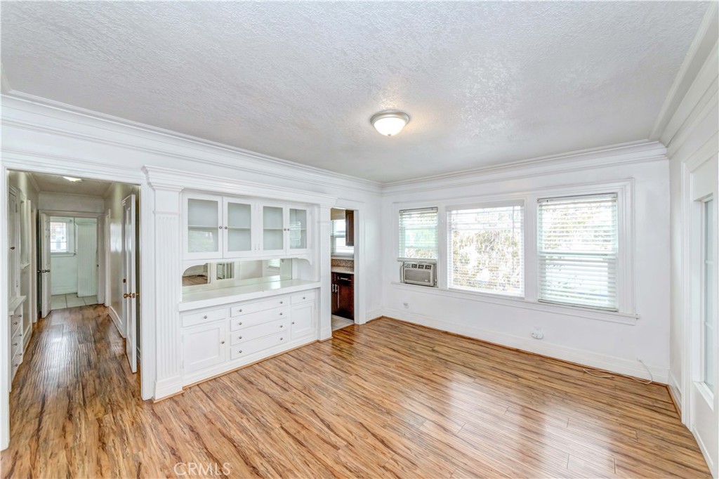 1308 S Van Ness Avenue