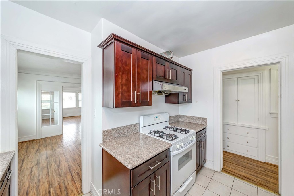 1308 S Van Ness Avenue