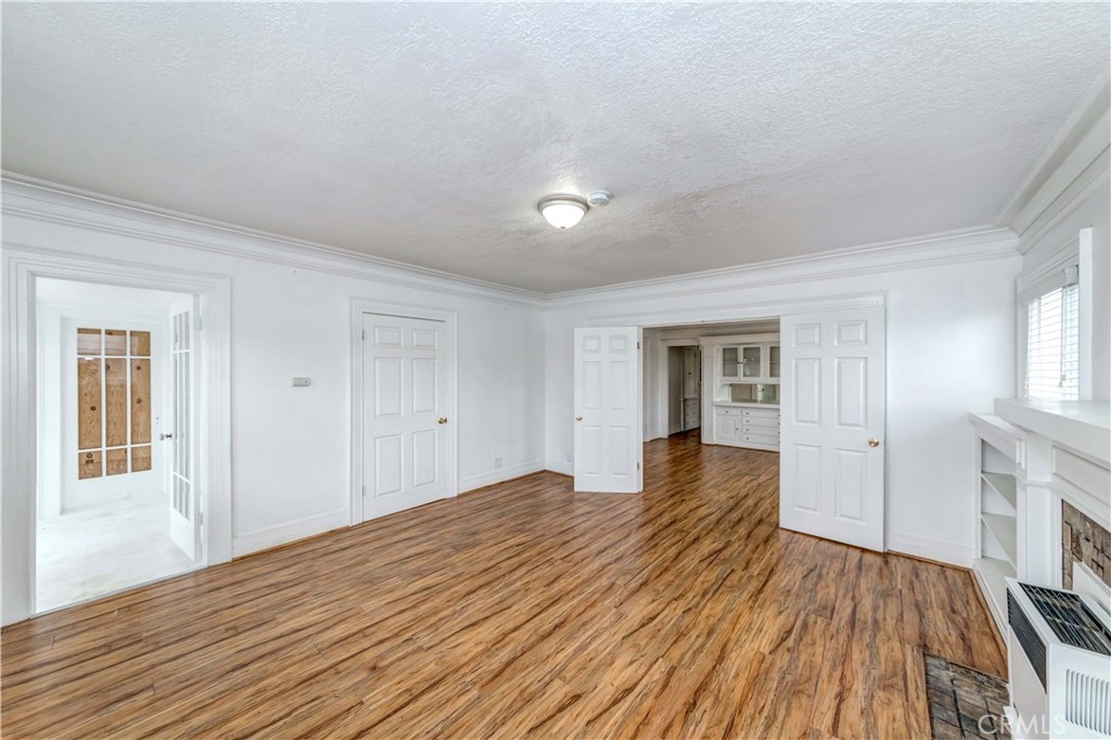 1308 S Van Ness Avenue