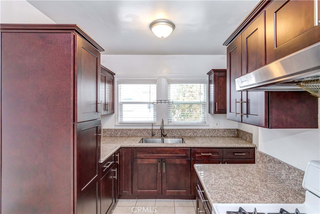 1308 S Van Ness Avenue