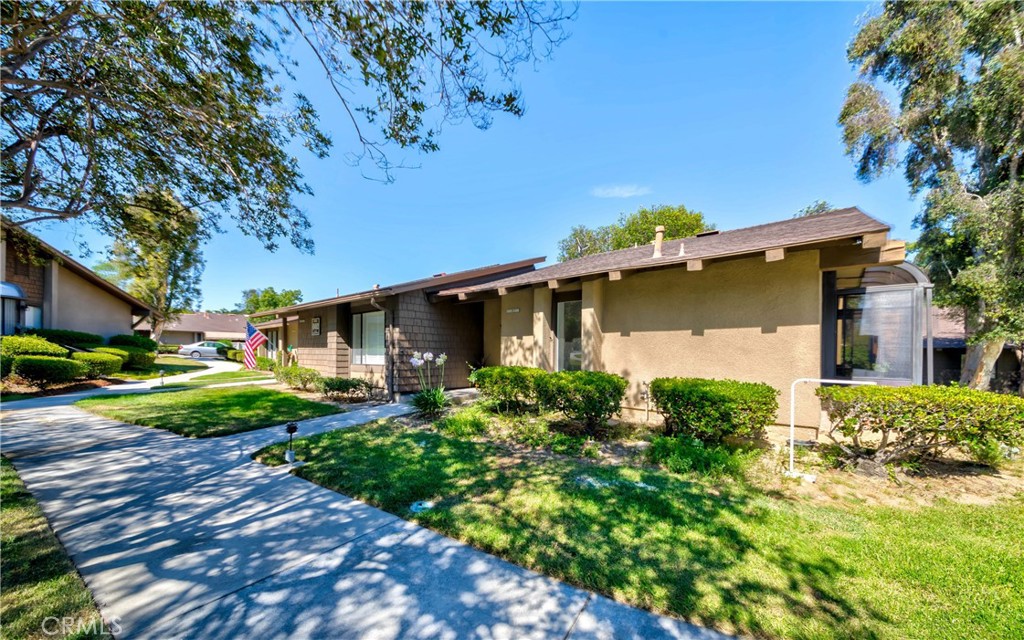 15941 Alta Vista Drive 602-A