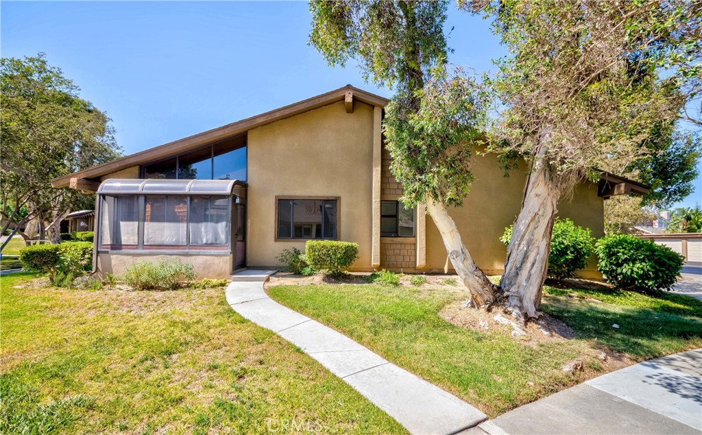 15941 Alta Vista Drive 602-A