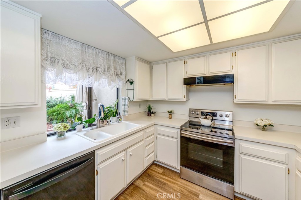 13218 La Jolla Circle 305-B