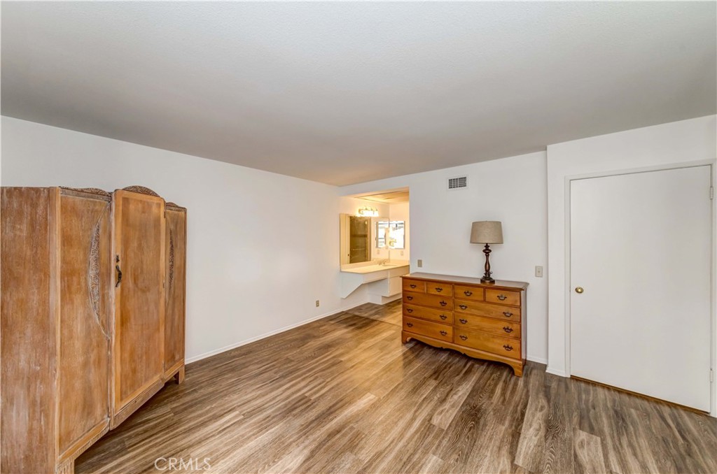 13218 La Jolla Circle 305-B