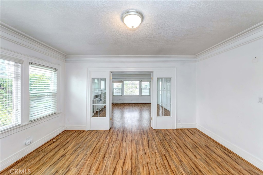 1308 1/2 S Van Ness Avenue