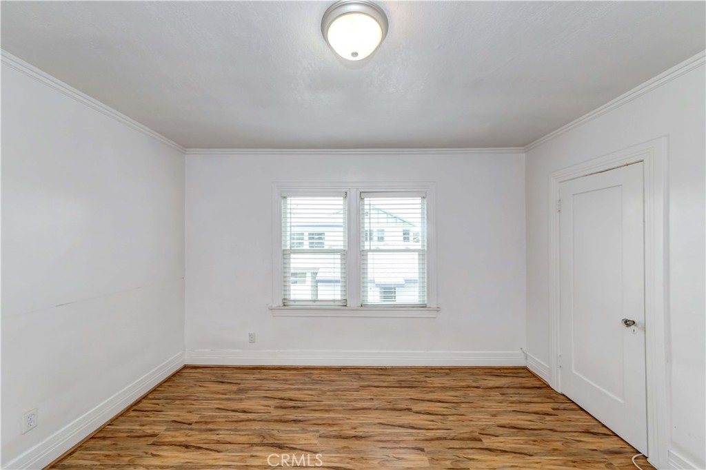 1308 1/2 S Van Ness Avenue