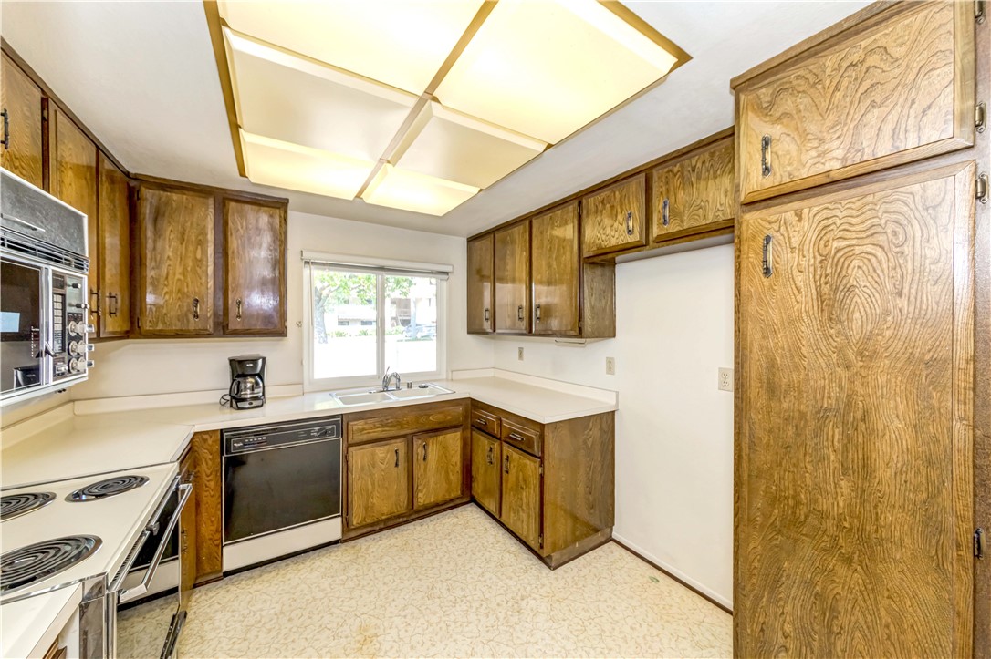 13650 La Jolla Circle 6-B