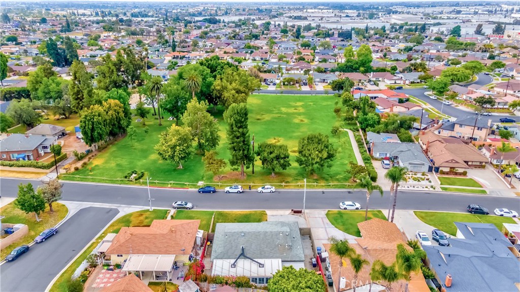 15225 Barnwall Street