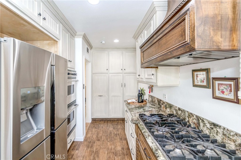 15225 Barnwall Street