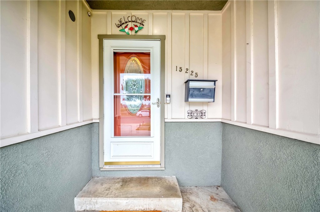 15225 Barnwall Street