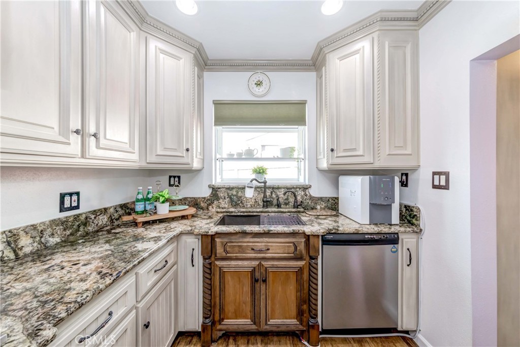 15225 Barnwall Street