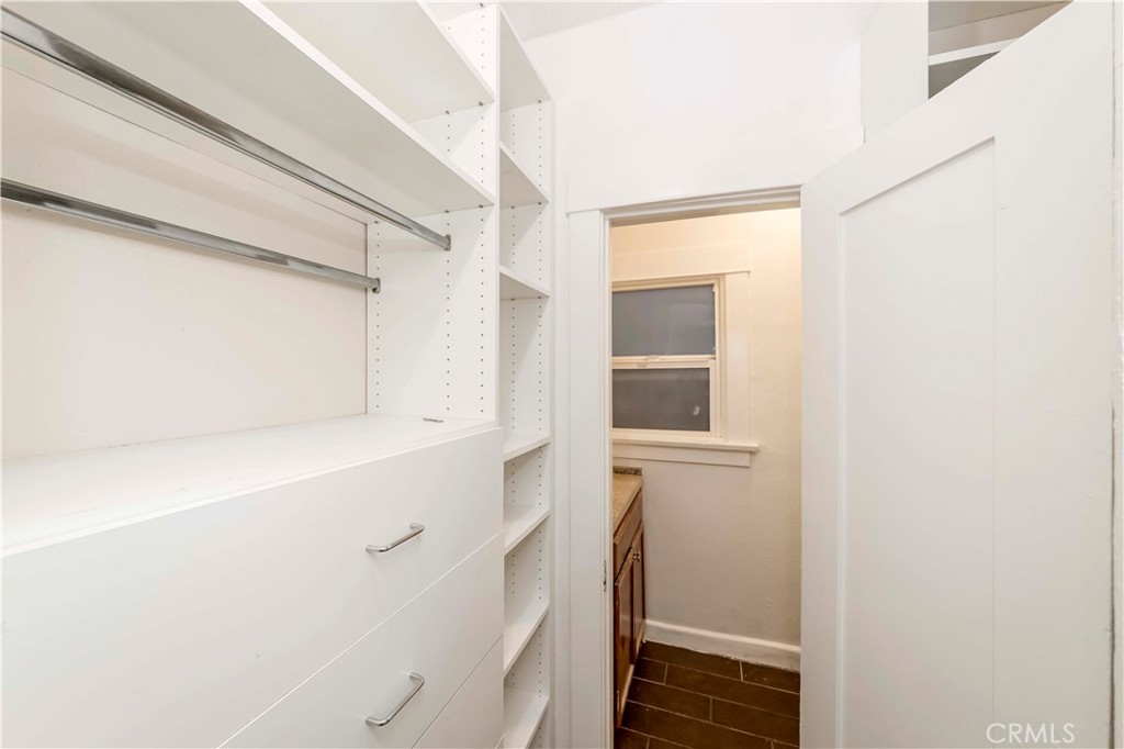635 ELM Avenue 8