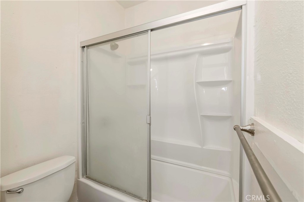 635 ELM Avenue 8