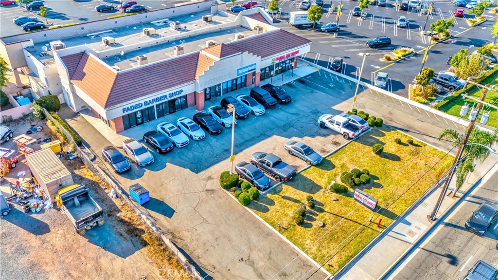 2222 S Bristol Street