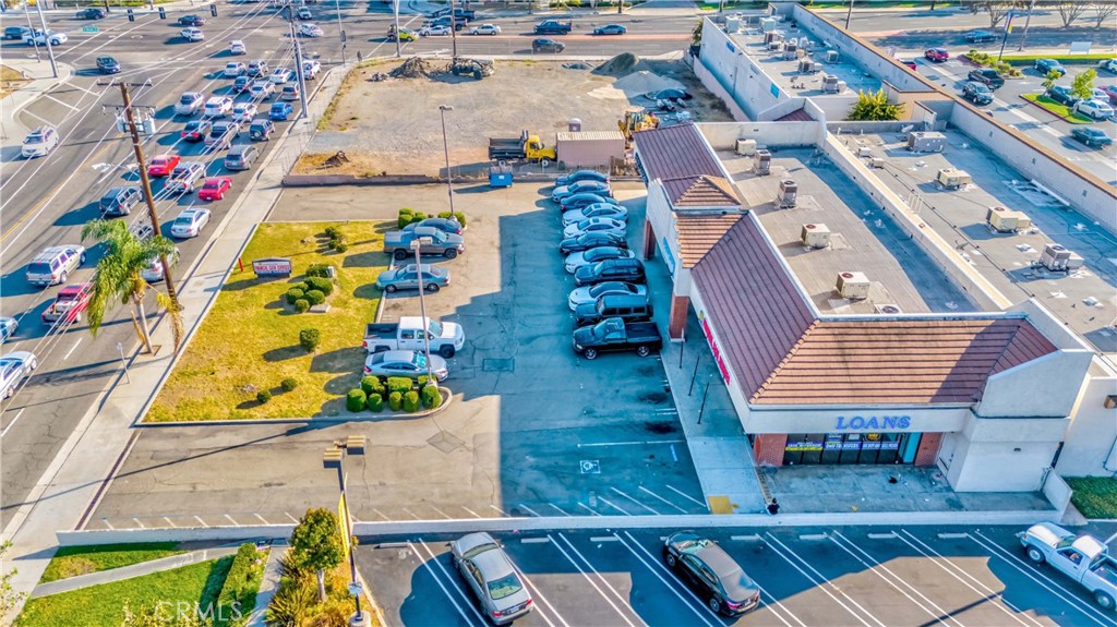 2222 S Bristol Street