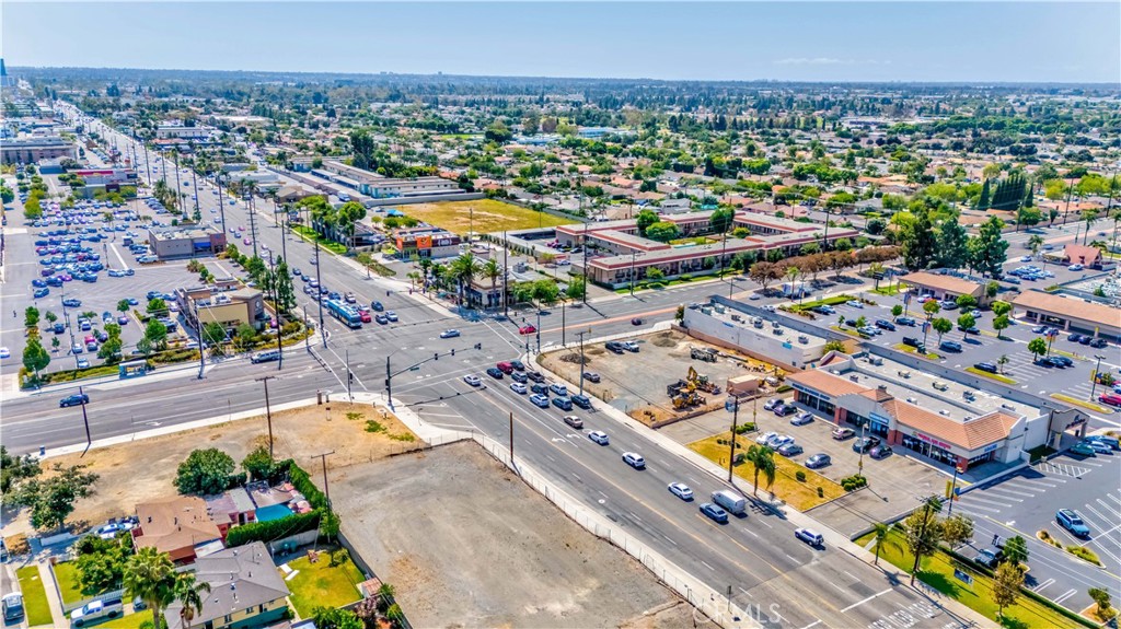 2222 S Bristol Street